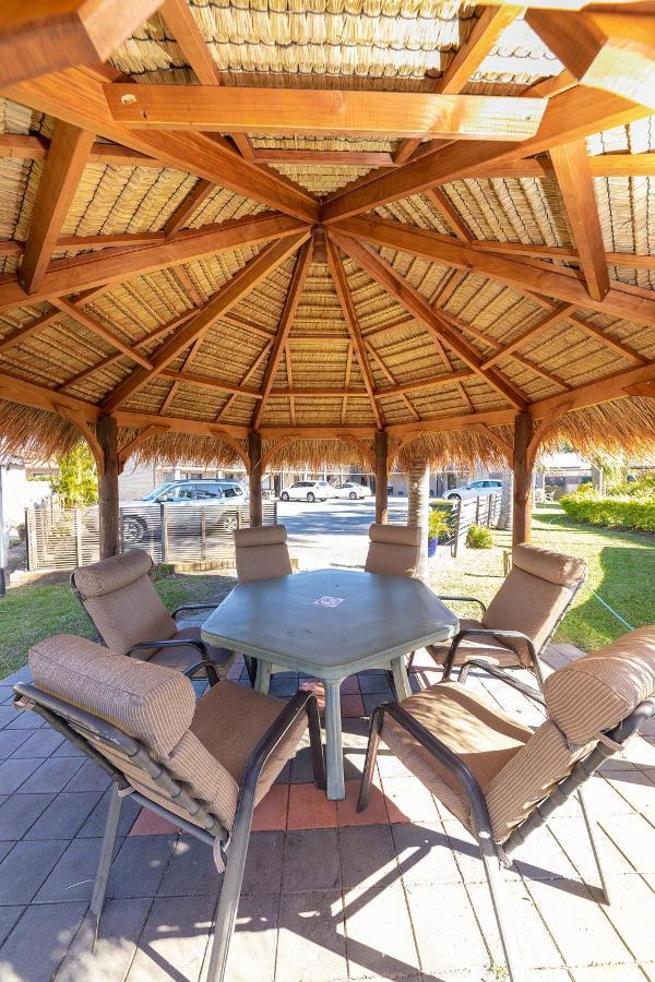 Tuncurry Motor Lodge Esterno foto