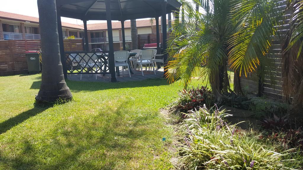 Tuncurry Motor Lodge Esterno foto