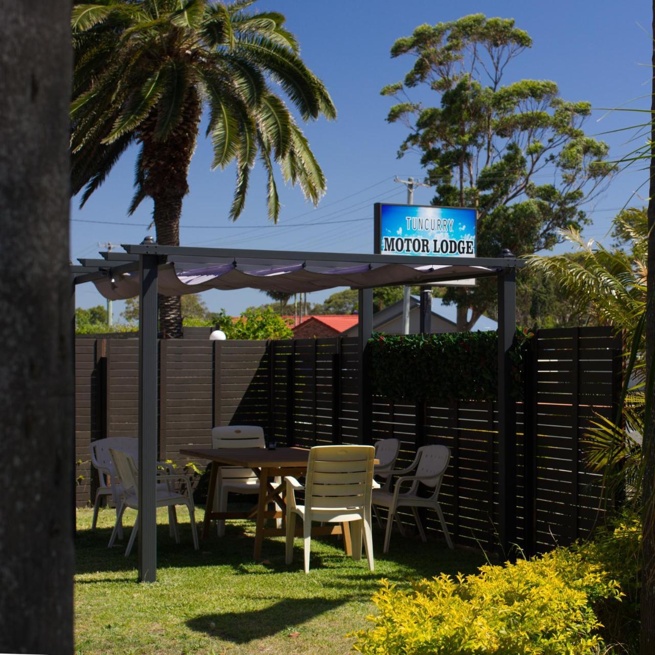 Tuncurry Motor Lodge Esterno foto